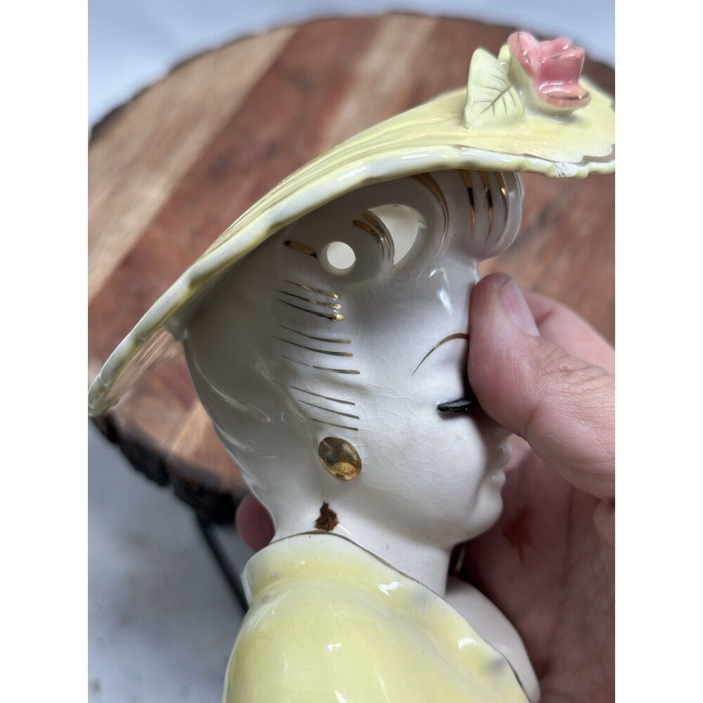 Head Vase Glamour Lady Girl Yellow Hat Pink Flower Lashes Gold Gilt - Picture 3 of 6
